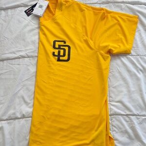 Nike Men's Bright Yellow Short Sleeve Tee